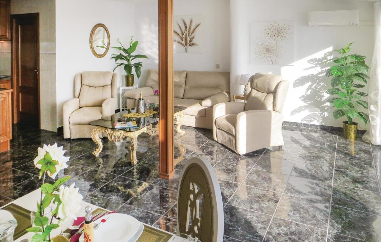 2 Bedroom Stunning Apartment In トレビエハ エクステリア 写真