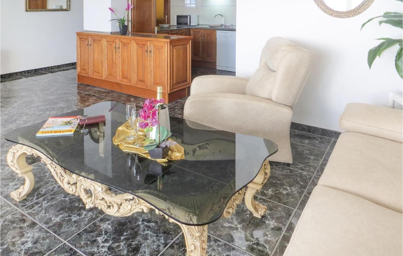 2 Bedroom Stunning Apartment In トレビエハ エクステリア 写真